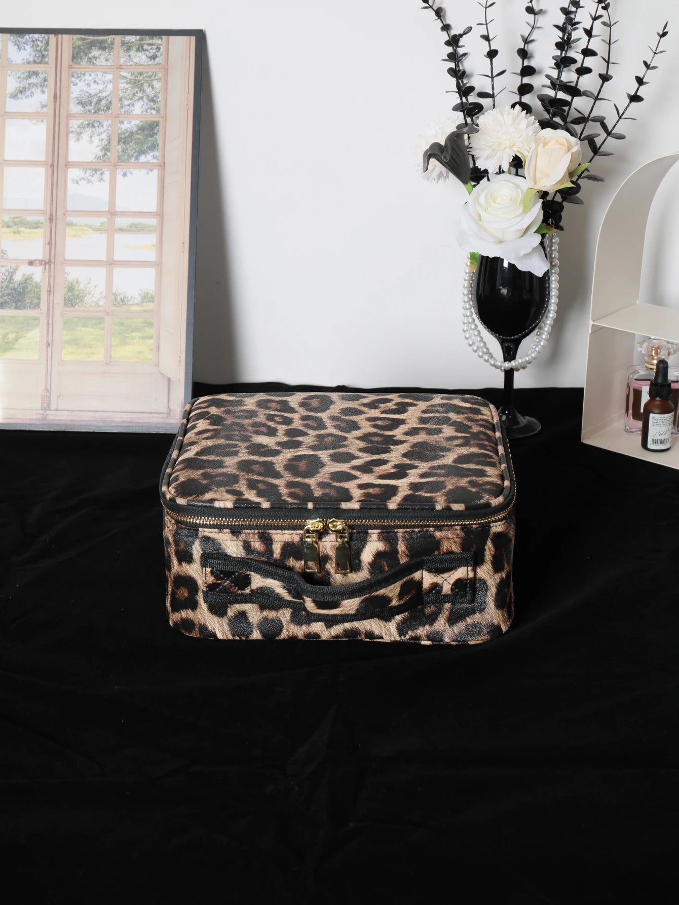 Makeup Bag with Mirror and Lights 3 Colors Dimmable LED Make up Case, Cosmetic Organizer Accessories Makeup  Train Case LEOPARD